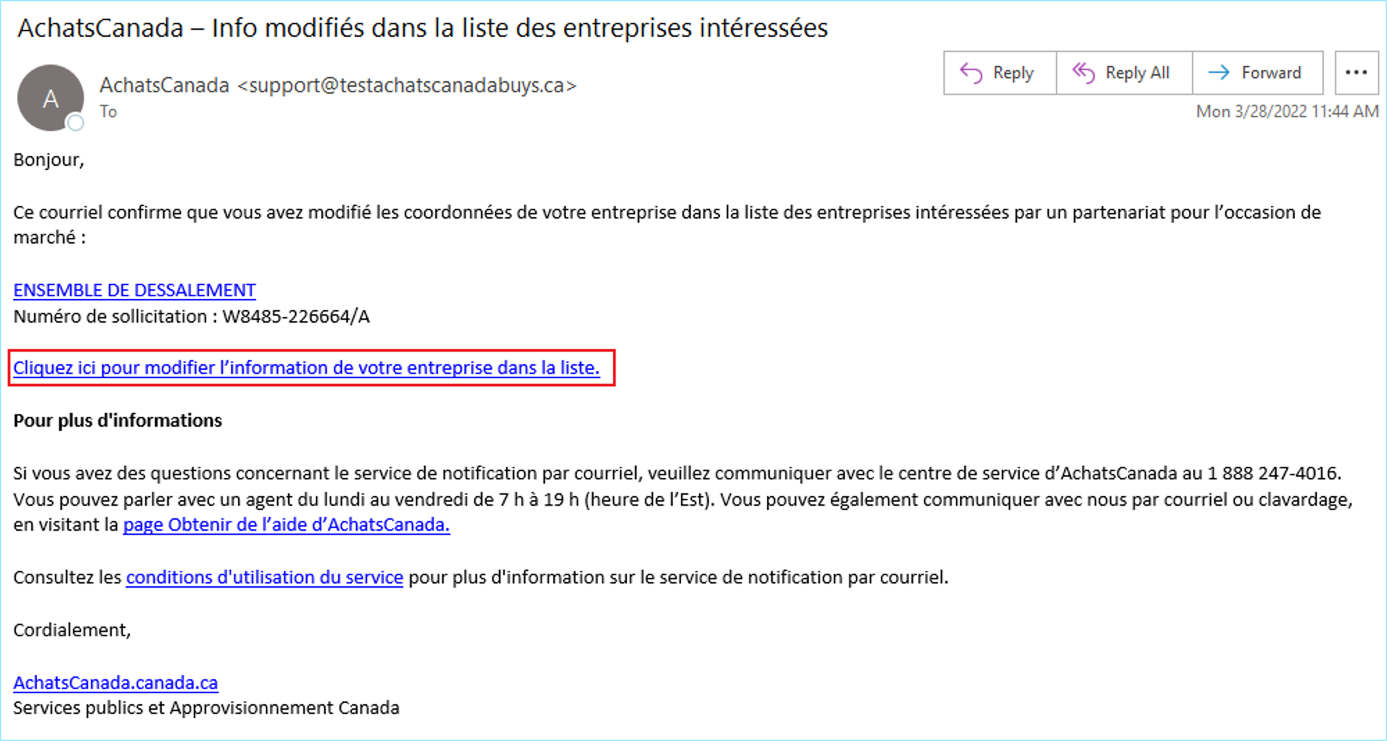 Capture d’écran d’un courriel de confirmation d’AchatsCanada, avec le lien « Cliquez ici pour apporter des modifications aux renseignements de votre entreprise dans la liste » mis en évidence.