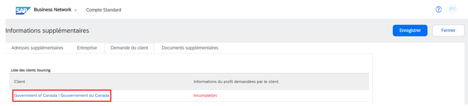 Une saisie d’écran de l’onglet Demande du client de la page Informations supplémentaires avec le lien « Government of Canada / Gouvernement du Canada » mis en évidence. 
